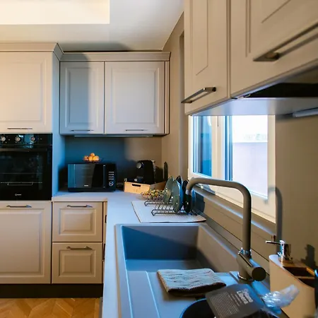 San Marco - Elegant Loft With Terrace And Private Parking -