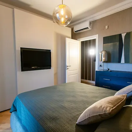 San Marco - Elegant Loft With Terrace And Private Parking - דירה *